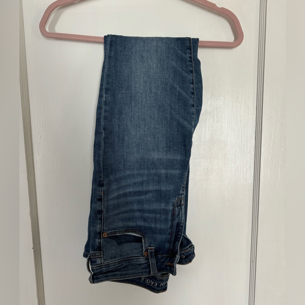 American Eagle - “skinny kick” size 10 long